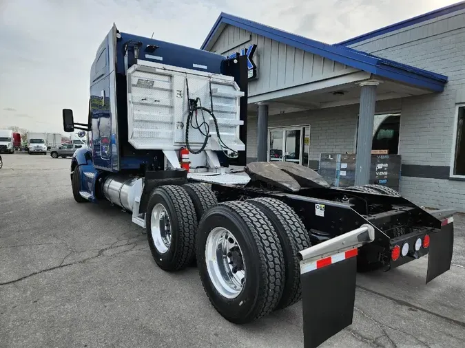 2021 KENWORTH T680