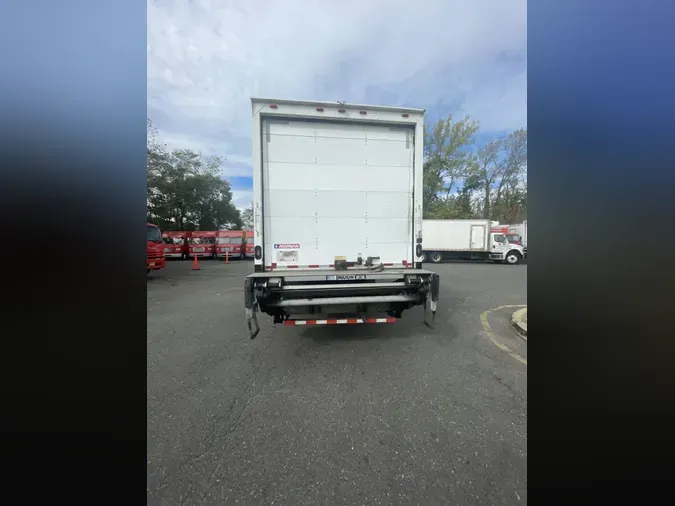 2018 FREIGHTLINER/MERCEDES M2 106