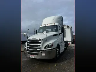 2019 FREIGHTLINER/MERCEDES NEW CASCADIA PX12664