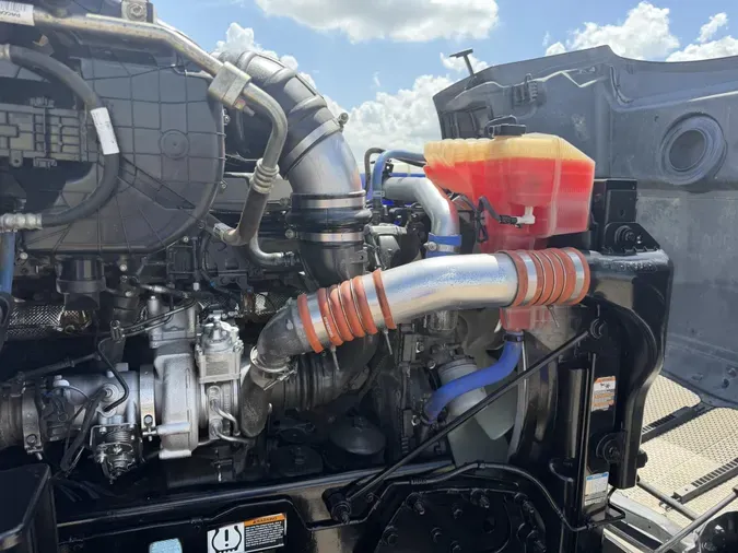 2021 Peterbilt 579dca8d4d89542726e4936b9d19a5bc6b2