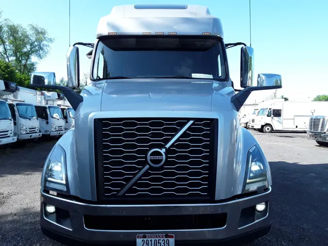 2020 VOLVO VNL64T-760