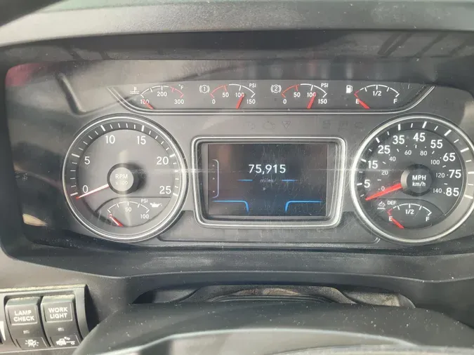 2020 International LT625