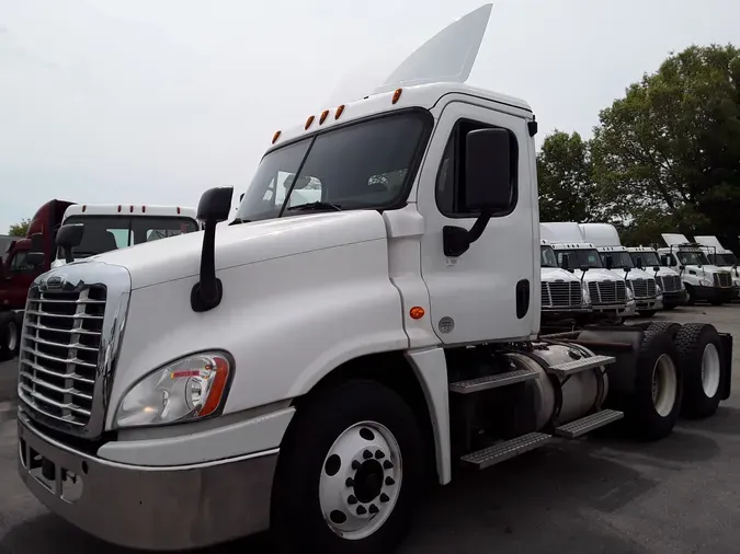 2018 FREIGHTLINER/MERCEDES CASCADIA 125dcafd62fd312c16737f6de166c9b19f9