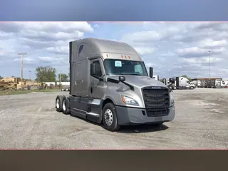 2021 Freightliner Cascadia 126
