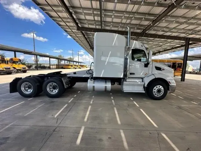 2017 Peterbilt 579