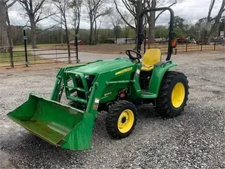 2017 JOHN DEERE 3025E