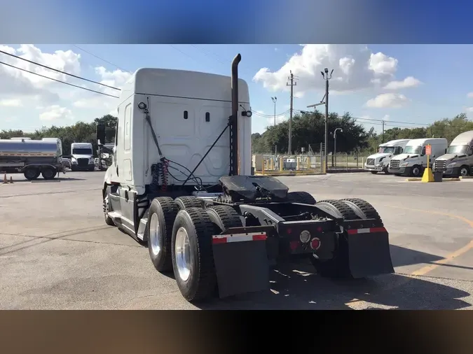 2020 Freightliner Cascadia