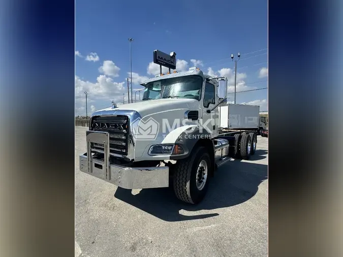 2026 MACK GR64Bdcbbc55daf6696800ef00facbab13046
