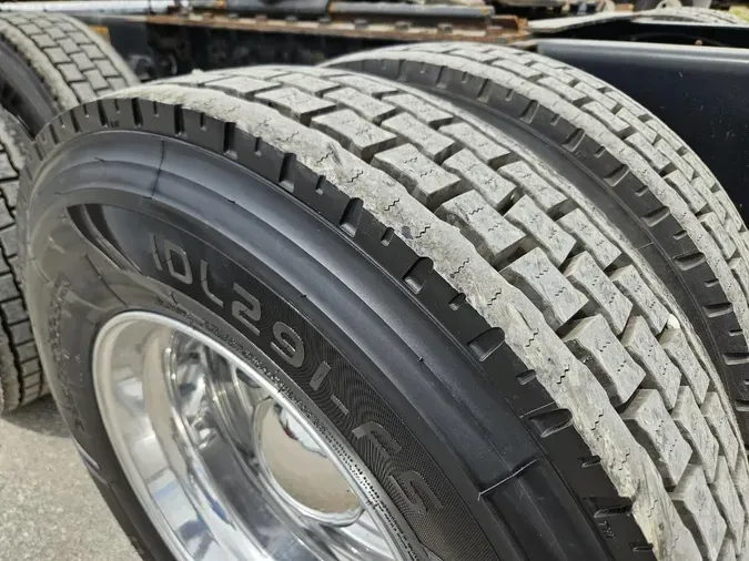 2022 KENWORTH T680