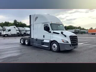 2022 Freightliner Cascadia 126