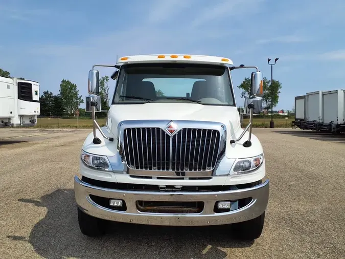 2019 NAVISTAR INTERNATIONAL 4400
