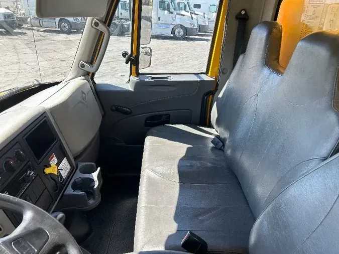 2019 International 4300