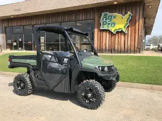 2022 John Deere 835M