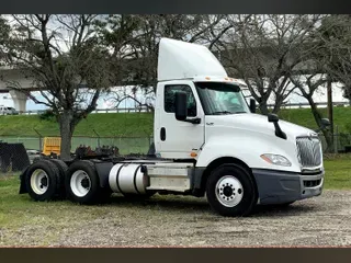 2019 INT LT625 6x4