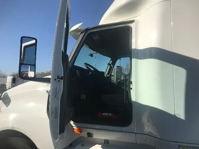 2018 International LT625