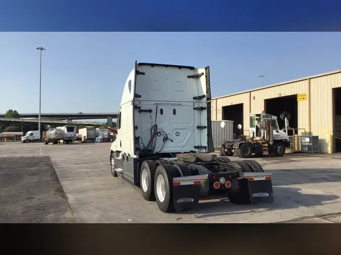 2022 Freightliner Cascadia