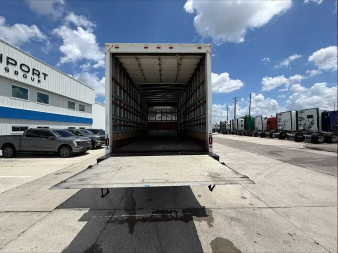 2019 Freightliner M2
