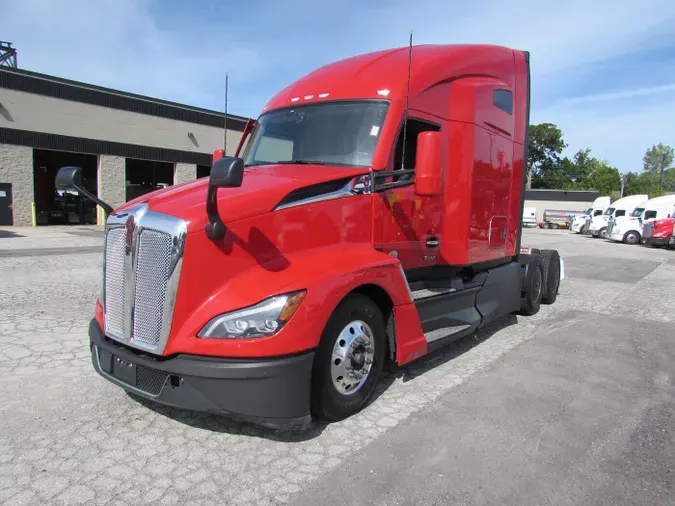2022 Kenworth T680