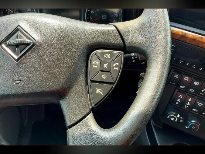 2022 INT LT625 6x4