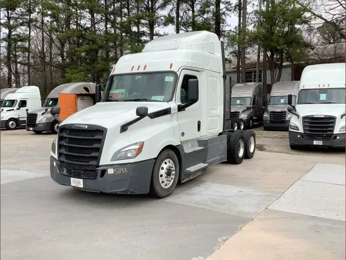 2020 Freightliner Cascadia