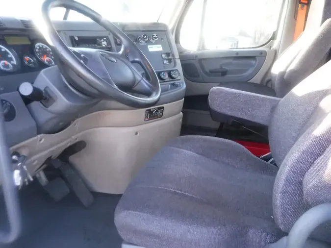 2018 FREIGHTLINER/MERCEDES CASCADIA 125