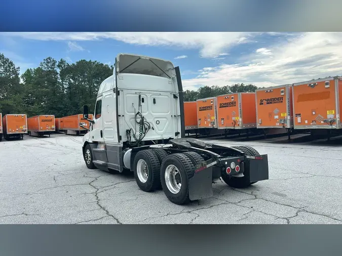 2020 Freightliner Cascadia