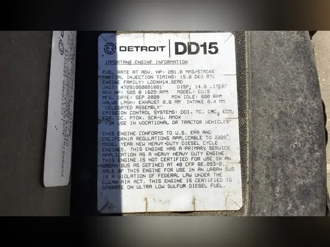 2021 Freightliner Cascadia 126