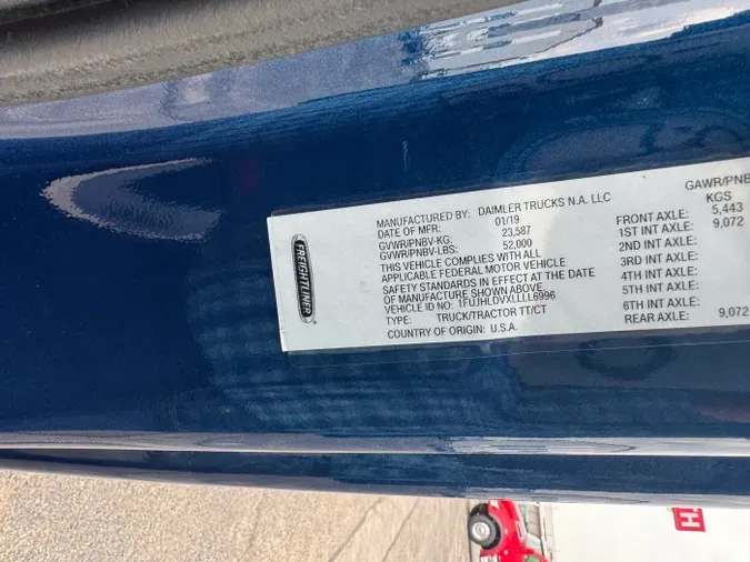 2020 Freightliner Cascadia
