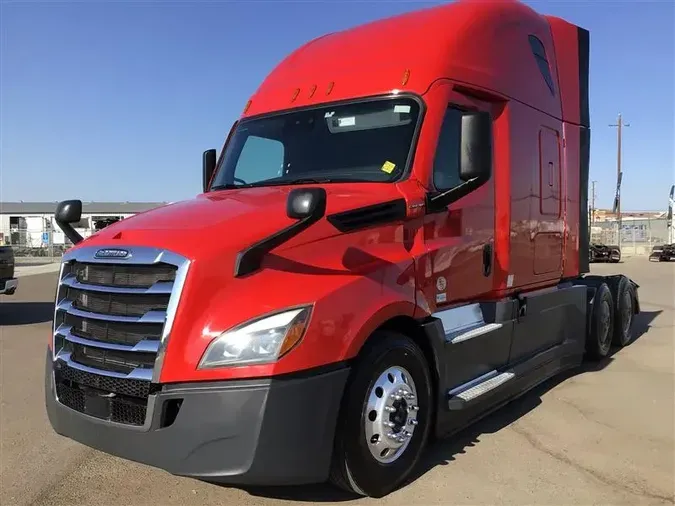 2021 FREIGHTLINER CA126