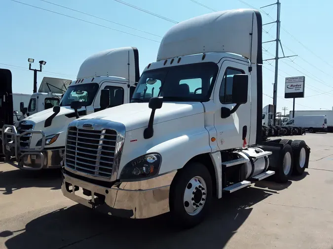 2020 FREIGHTLINER/MERCEDES CASCADIA 125dcece566cd278486eb5a4b1d5411d3ab