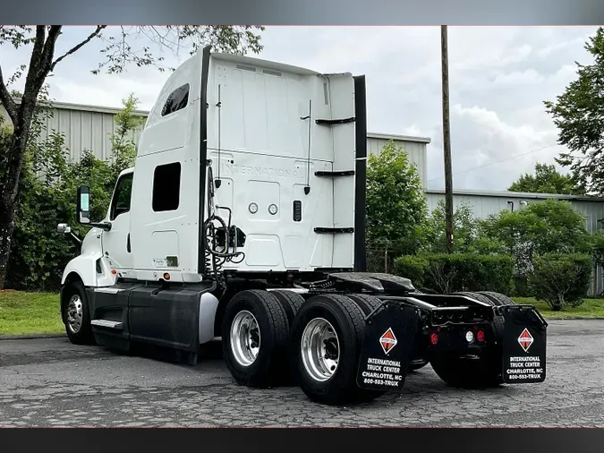 2022 INT LT625 6x4