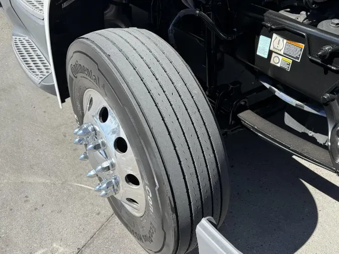 2021 Peterbilt 579