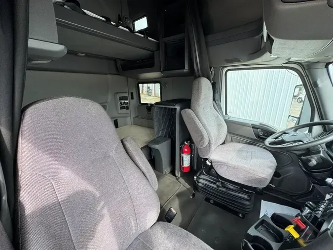 2020 International LT625