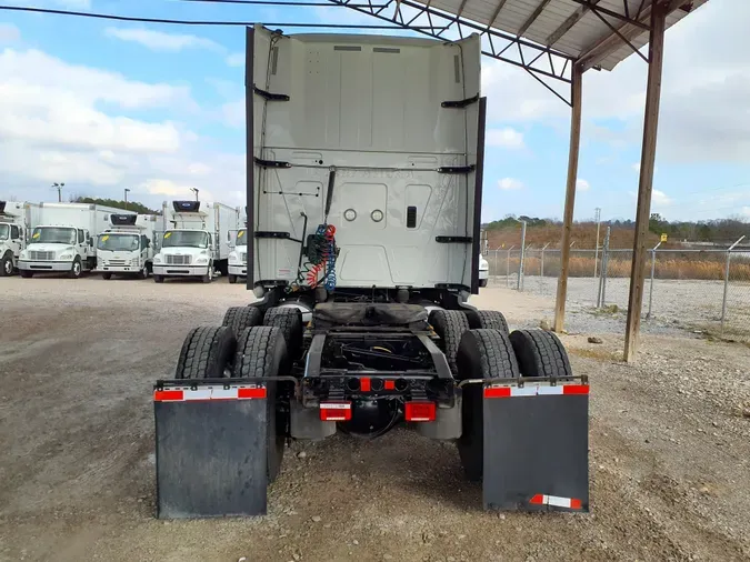 2020 NAVISTAR INTERNATIONAL LT625 SLPR CAB