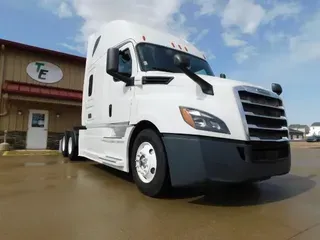 2020 Freightliner Cascadia