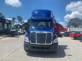 2015 Freightliner Cascadia 125