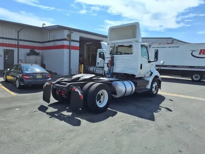 2020 NAVISTAR INTERNATIONAL RH613 DAYCAB S/A