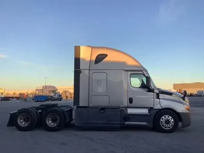 2021 Freightliner Cascadia