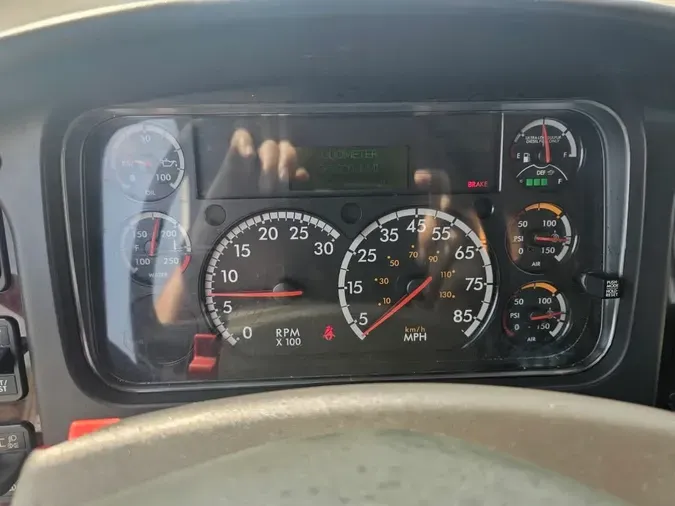 2020 FREIGHTLINER M2 106