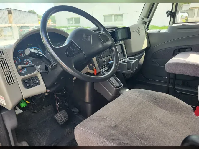 2018 NAVISTAR INTERNATIONAL 4300