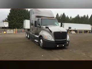 2022 International LT
