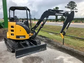 2022 John Deere 35G