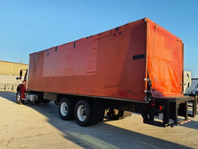 2016 FREIGHTLINER/MERCEDES M2 106