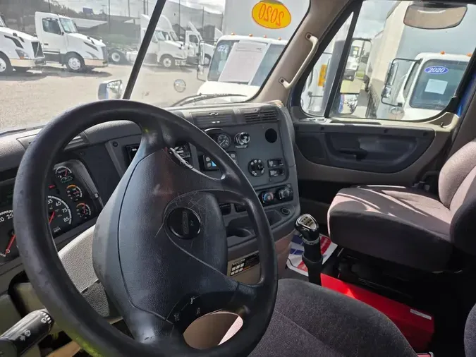 2020 FREIGHTLINER/MERCEDES CASCADIA 125