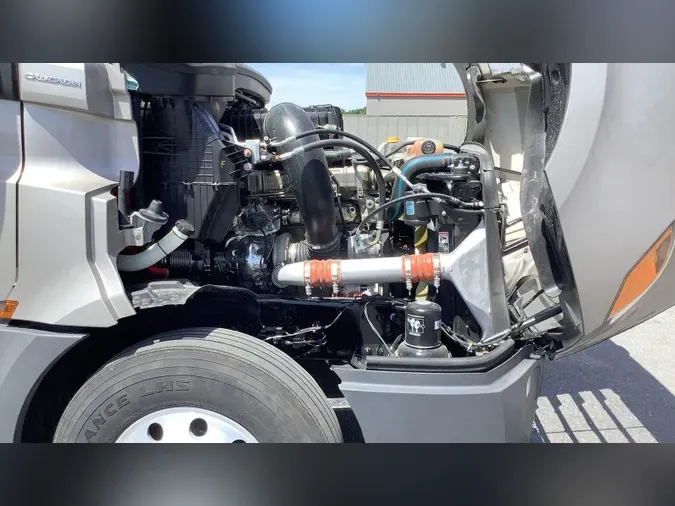 2025 Freightliner Cascadia 126