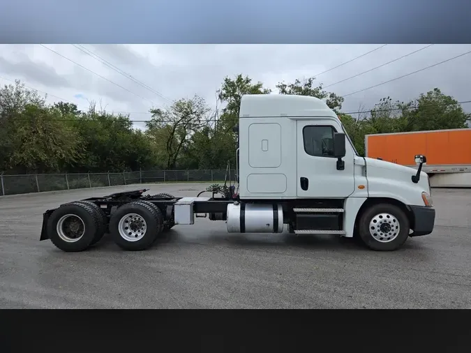 2020 Freightliner Cascadia