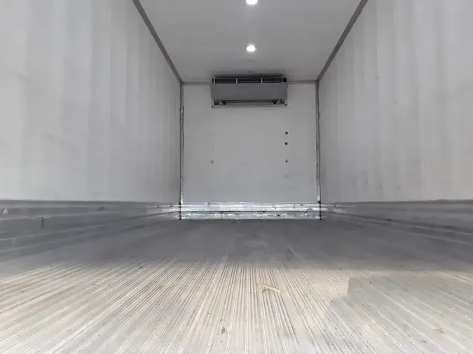 2020 FREIGHTLINER/MERCEDES M2 106