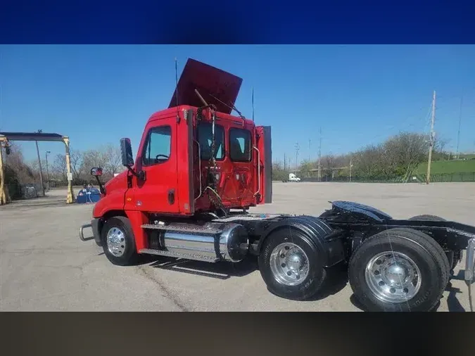 2019 FREIGHTLINER CASCADIA