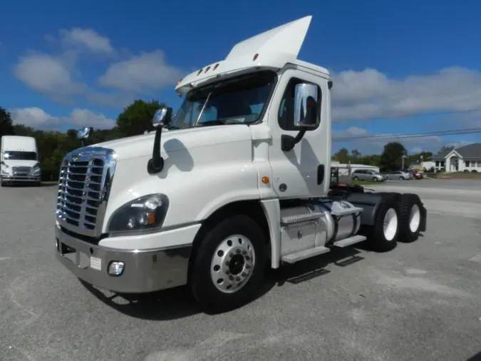 2017 FREIGHTLINER/MERCEDES CASCADIA 125dd19022f5eb04511a7d8ea0f9c2bfc14