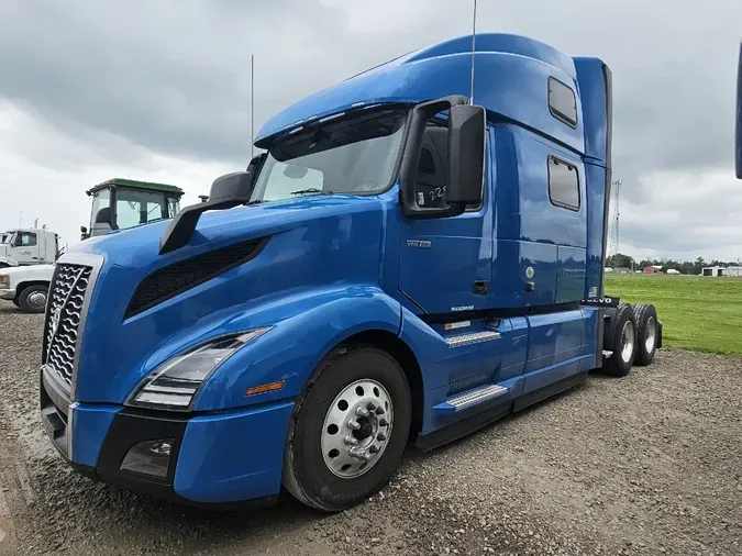 2024 VOLVO VNL64T860